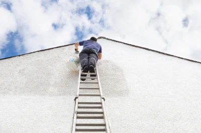 Peinture extérieure à Frugerès-les-Mines — façades et ravalement